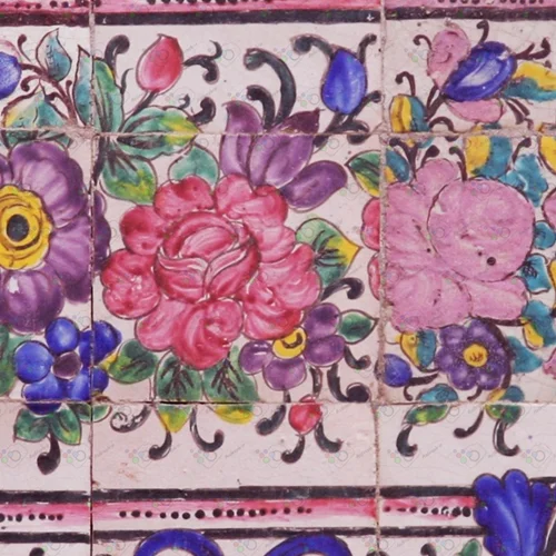 تصویر با کیفیت بخشی از کاشیکاری کاخ گلستان با نقش طاووس و گلفرنگ -کد 30004