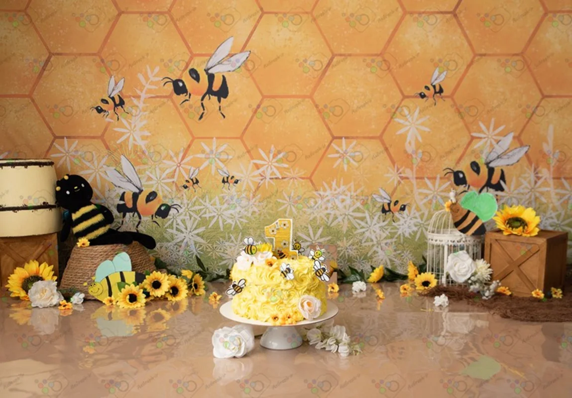 بک دراپ تولد یک سالگی تم زنبور عسل و گل آفتابگردون-کد 120
