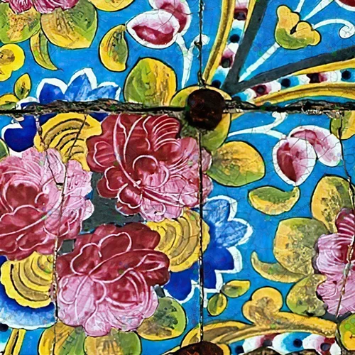 تصویر با کیفیت نمایی از کاشی لعاب دار هفت رنگ با نقش گلفرنگ-کد 30076